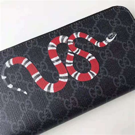 Gucci Snake Print GG Supreme Zip Around Wallet for Men 